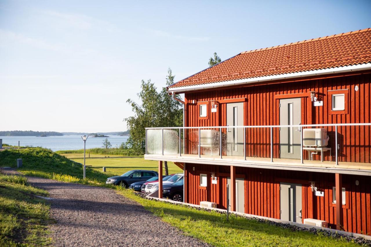 Skaergardsbyn Hotell Sankt Anna エクステリア 写真